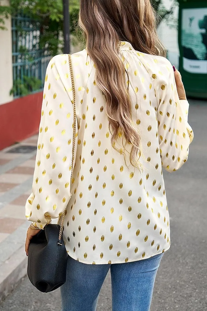 BUTTON COLLAR GOLD ROUND POINT BLOUSE