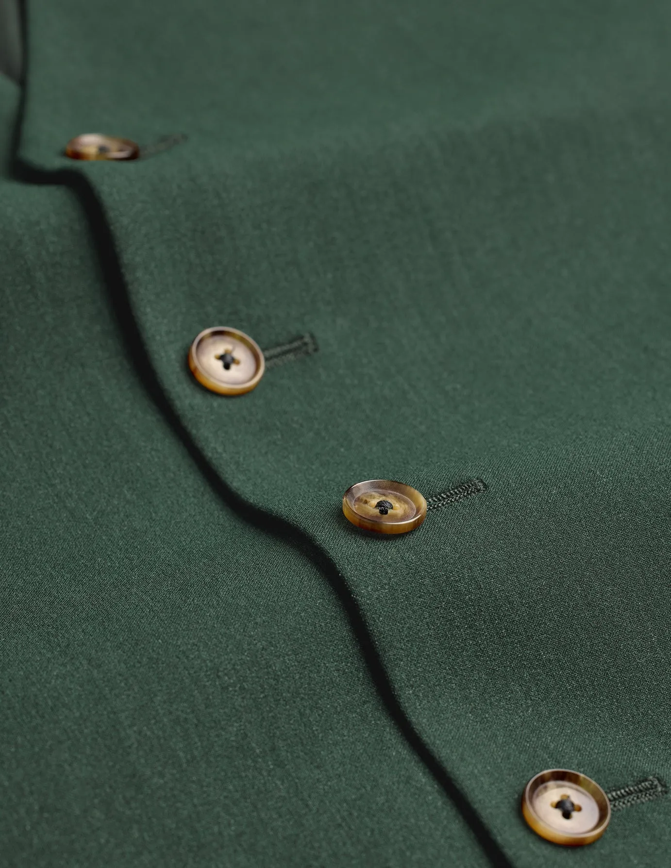 Essential Vest Pine Green