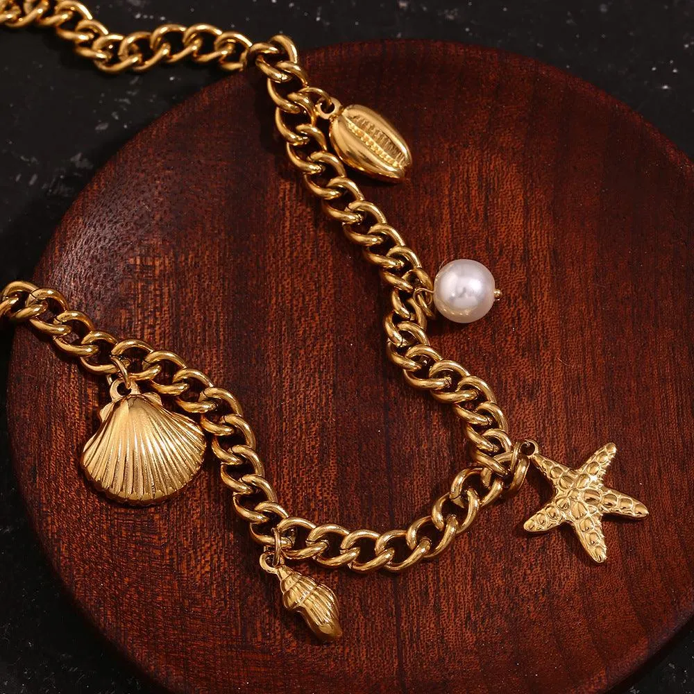 Trendy Gold Charm Bracelet with Seashell and Starfish Pendants – Link Chain for Women