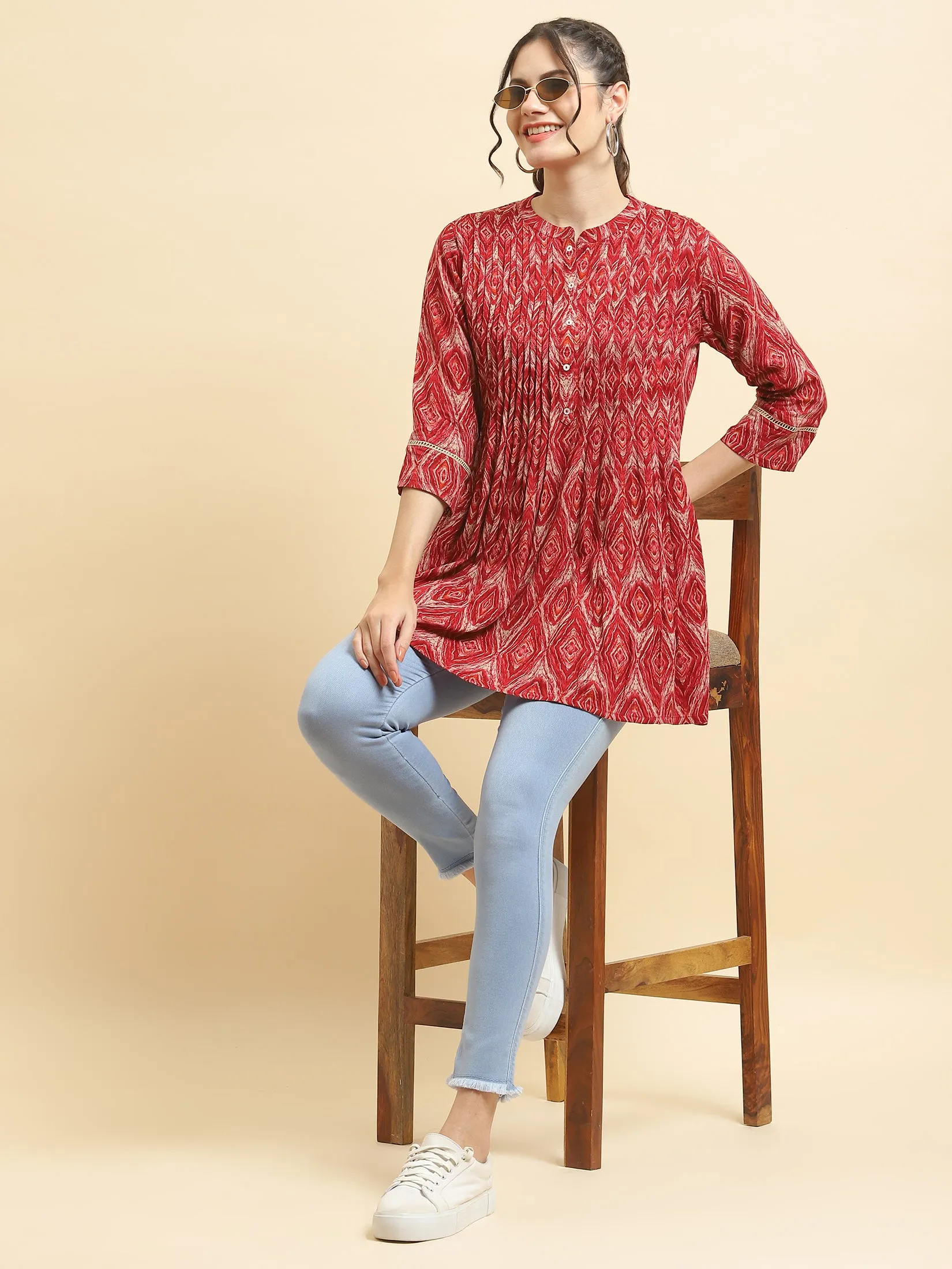 Women Liva Rayon Red Geometric Print Tunic